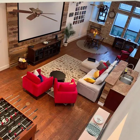Arbnb-Vintage Modern Luxury-Deep Ellum-Fair Park-Downtown Dallas